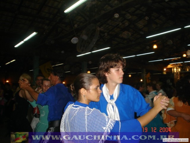 19-12-2004 Gauchinha - Baile Tradicionalista (38)