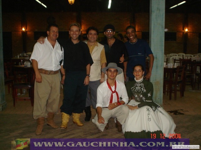 19-12-2004 Gauchinha - Baile Tradicionalista (55)